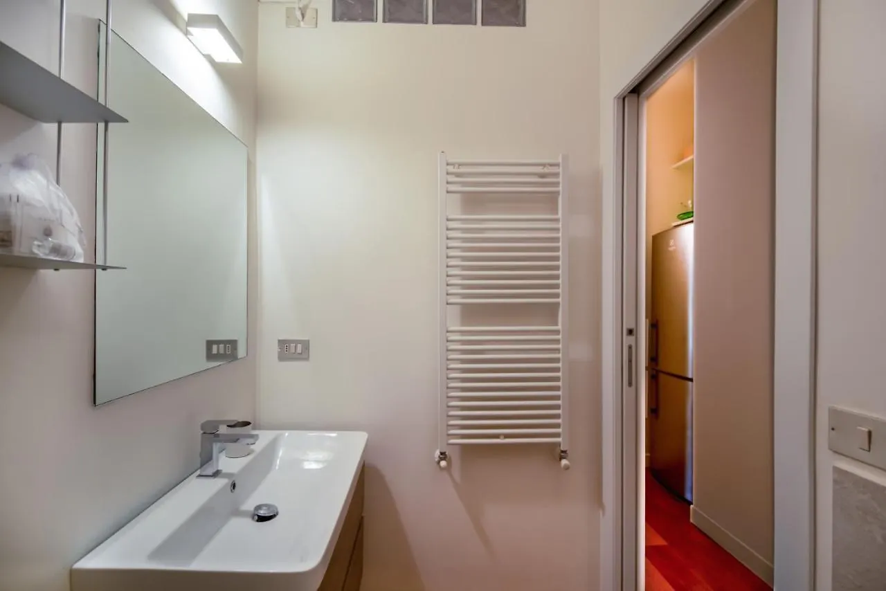 Appartamento Easylife - Luminoso Bilocale In Zona Garibaldi Milano